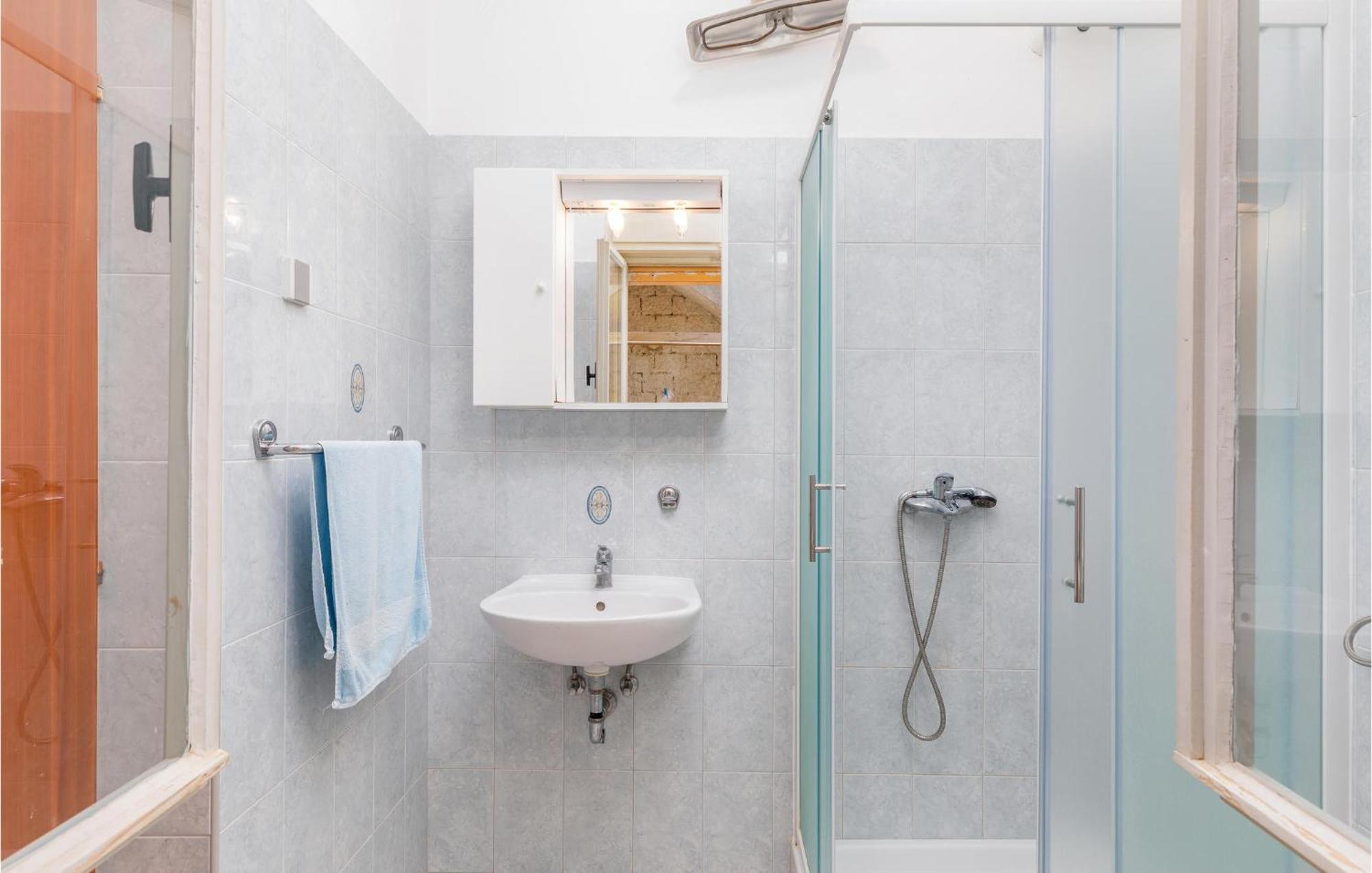 Lovely Apartment In Fazana With Kitchen المظهر الخارجي الصورة