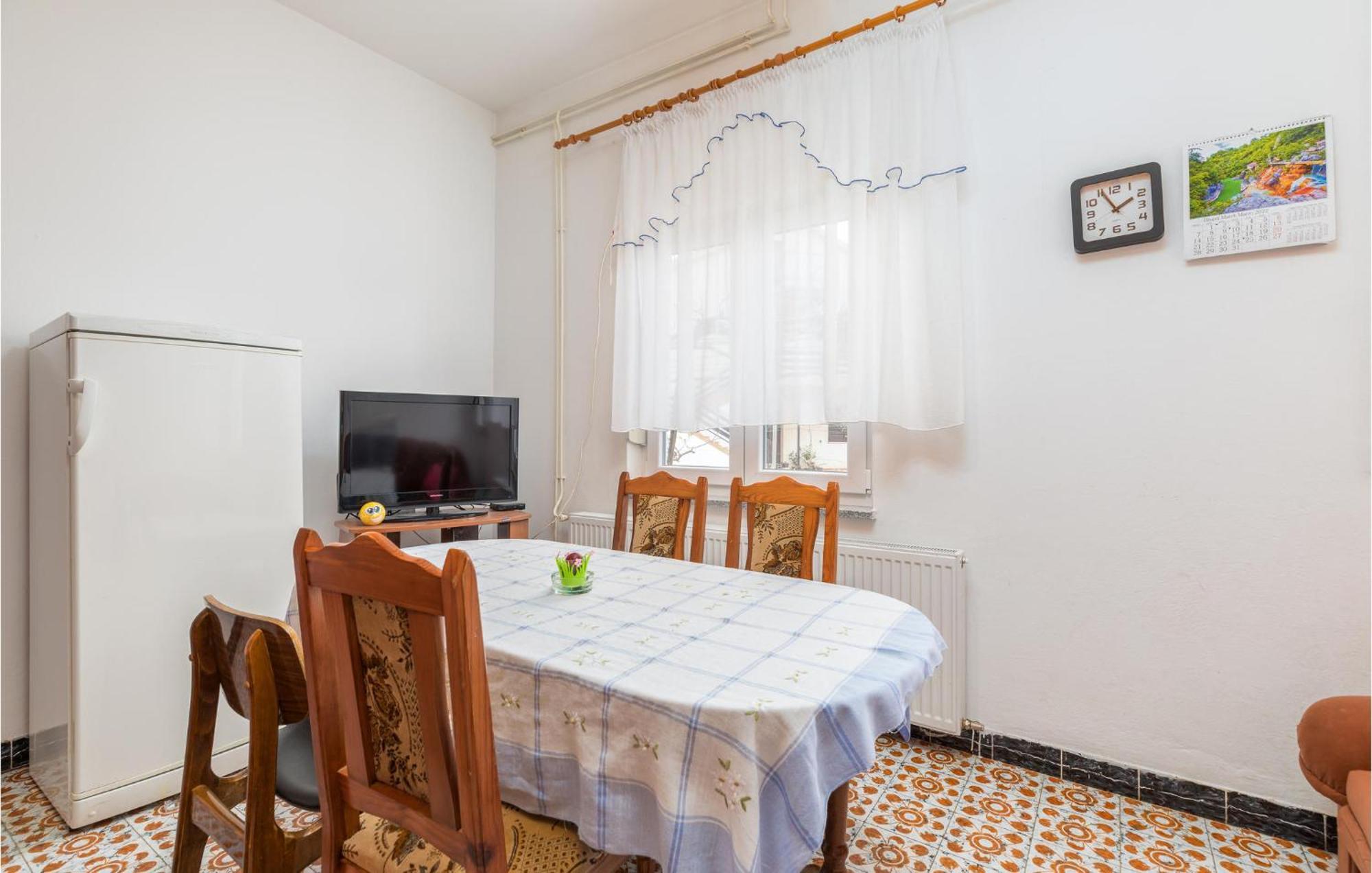 Lovely Apartment In Fazana With Kitchen المظهر الخارجي الصورة